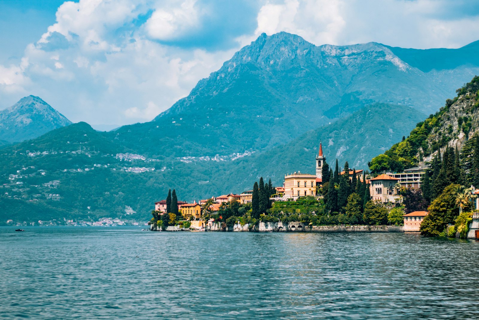 European prestige estates and vineyards